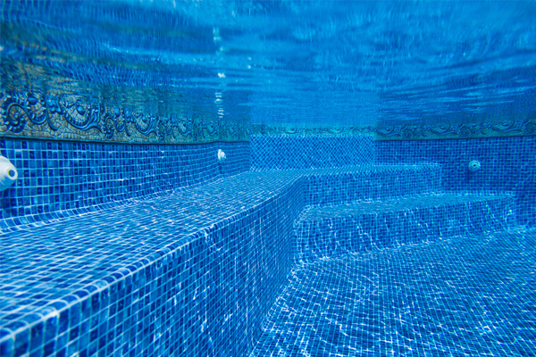 Vinyl Pool Liners Family Image